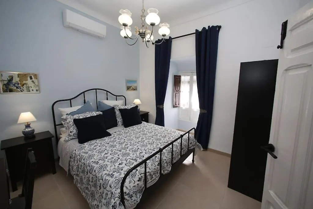 Casa De Las Campanans Iznájar 0*,  España